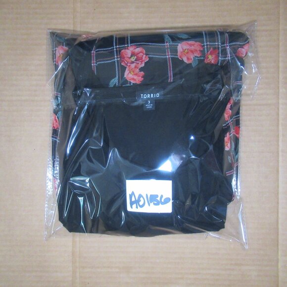 Torrid Plaid Floral Dress | Size 3 (3X) - Picture 14 of 15